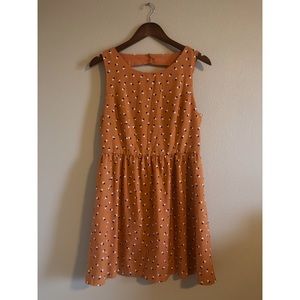 Geometric Marigold Mini